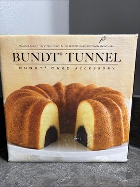 Nordic Ware Bumdt Tunnel Bundt Cake Accessory - Cream